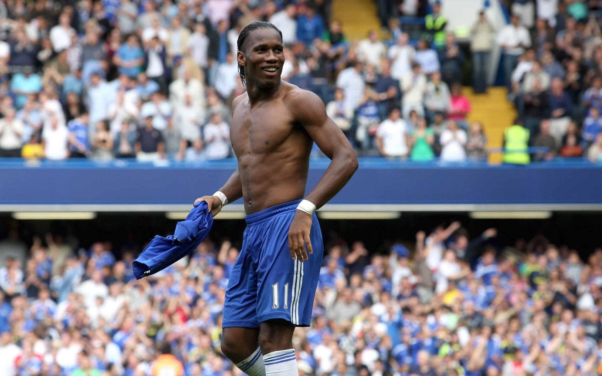 孙兴慜赛后谦逊发言登热搜,切尔西绝杀纽约尼克斯引发热议